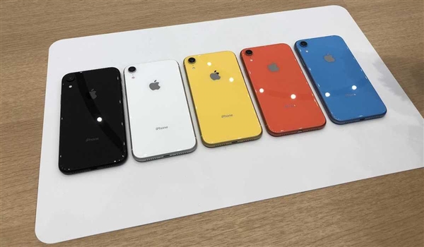 iPhone  XR换屏、换电池等费用需要多少钱？