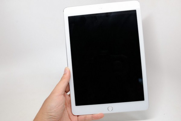 iPad Air 2就是这个个样子！iPad Air 2真机组图