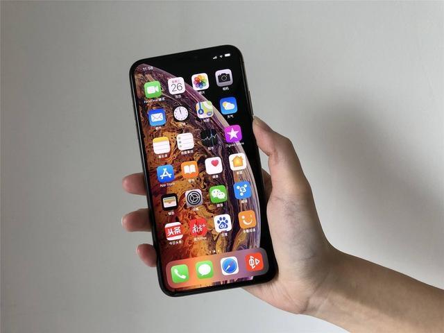 iPhone  XS/XS  Max屏幕失灵无法使用怎么办？如何解决