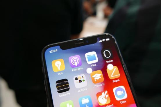 苹果iPhone XR手机电话打不进来怎么办？