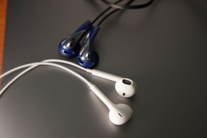 EarPods  音质怎么样？EarPods  如何调音更适合 iPhone？