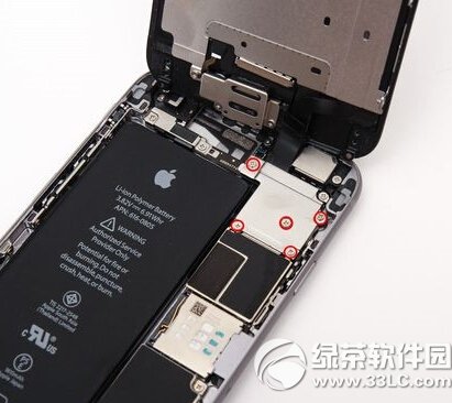 iphone6怎么换电池 iphone6拆机换电池操作教程图6