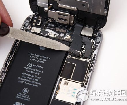 iphone6怎么换电池 iphone6拆机换电池操作教程图7