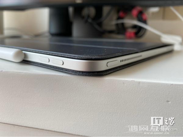 [经验] 苹果 iPad  Pro  2020 款妙控键盘国行开箱：重量首曝插图37