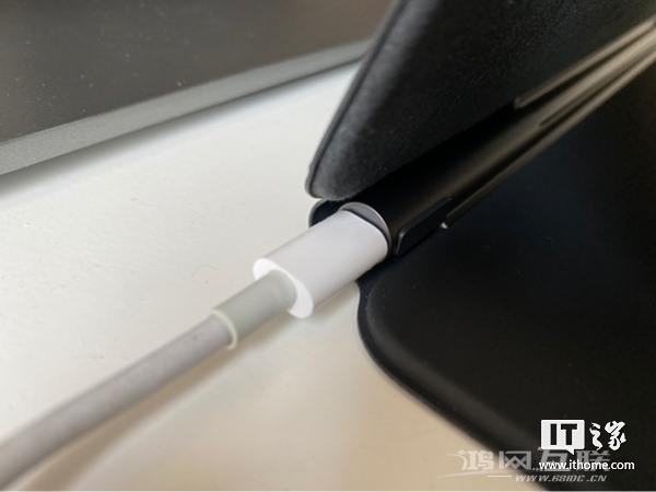 [经验] 苹果 iPad  Pro  2020 款妙控键盘国行开箱：重量首曝插图45