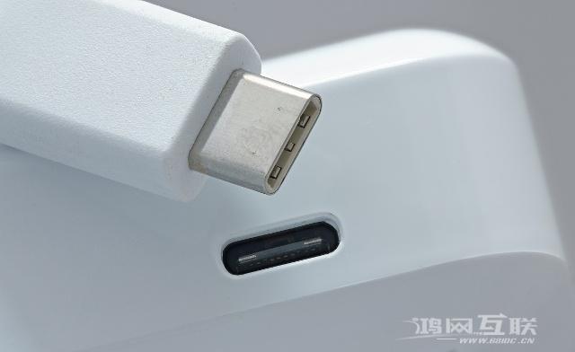 iPhone 12 将继续使用 Lighting 接口，苹果为何不用 Type-C？