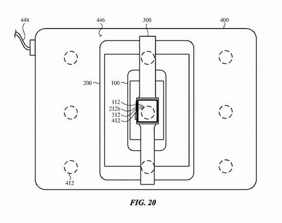 苹果新专利：有望在 MacBook  上为 iPhone  无线充电插图5