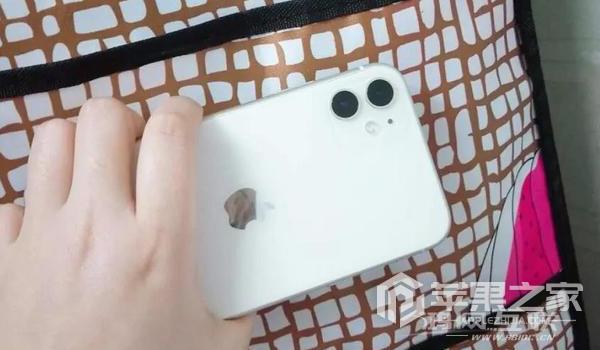 iPhone 11前置后置摄像头像素分别是多少