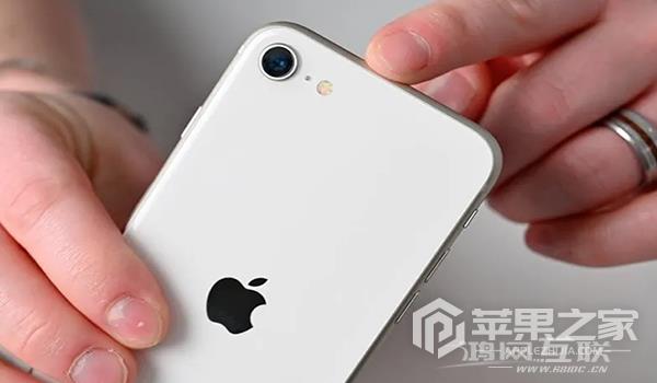 iPhone SE3玩原神卡不卡