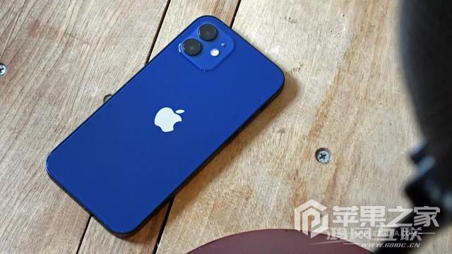 iPhone 12是什么系统