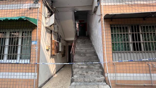 居民楼疑因儿童平衡车充电起火 致使一家7口4死3伤-第2张图片-9158手机教程网 居民楼疑因儿童平衡车充电起火 致使一家7口4死3伤-第2张图片-9158手机教程网