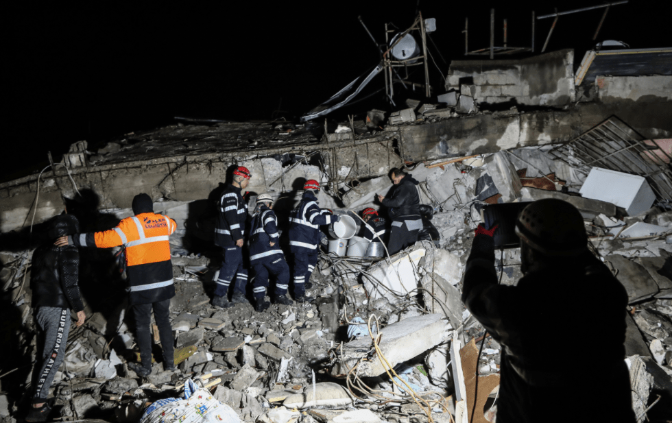 世卫官员：土耳其地震遇难人数或升至2万人 -第1张图片-9158手机教程网